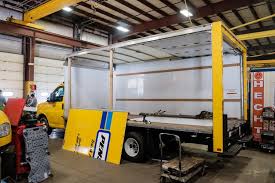 semi truck body shop collision truck bodies fleet repair fleet painting